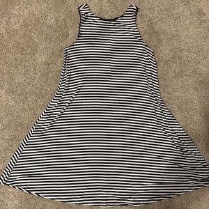 Women’s dress